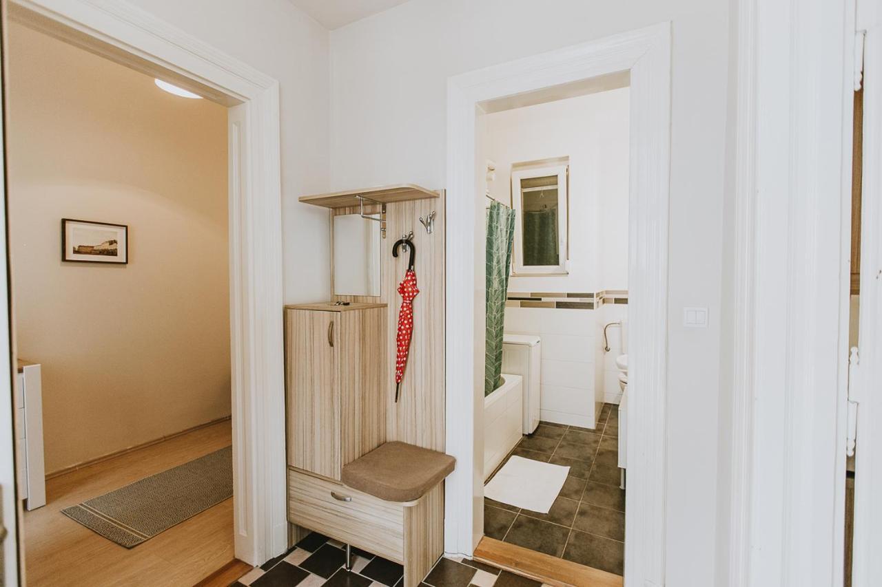 Budapest Folk Apartment 60Sm Spacious And Bright エクステリア 写真