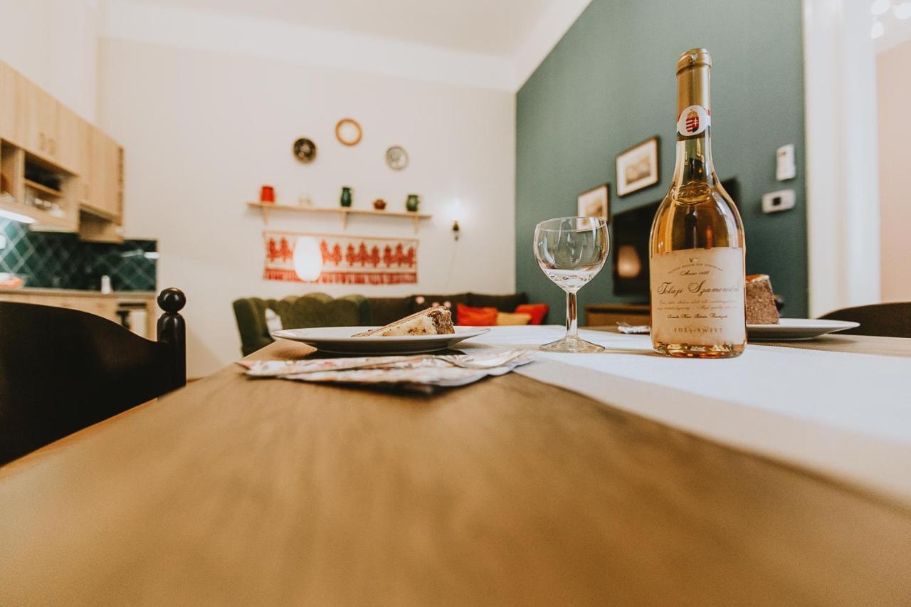 Budapest Folk Apartment 60Sm Spacious And Bright エクステリア 写真