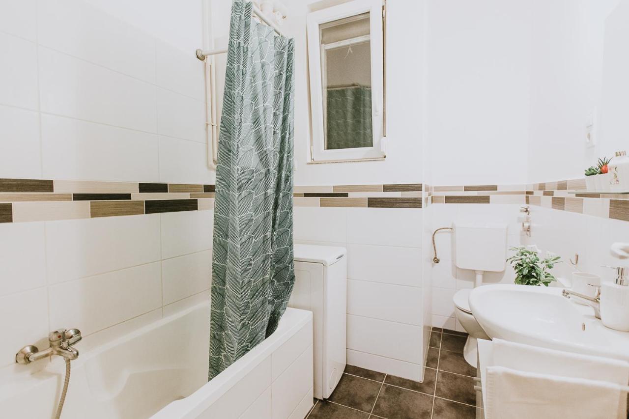 Budapest Folk Apartment 60Sm Spacious And Bright エクステリア 写真