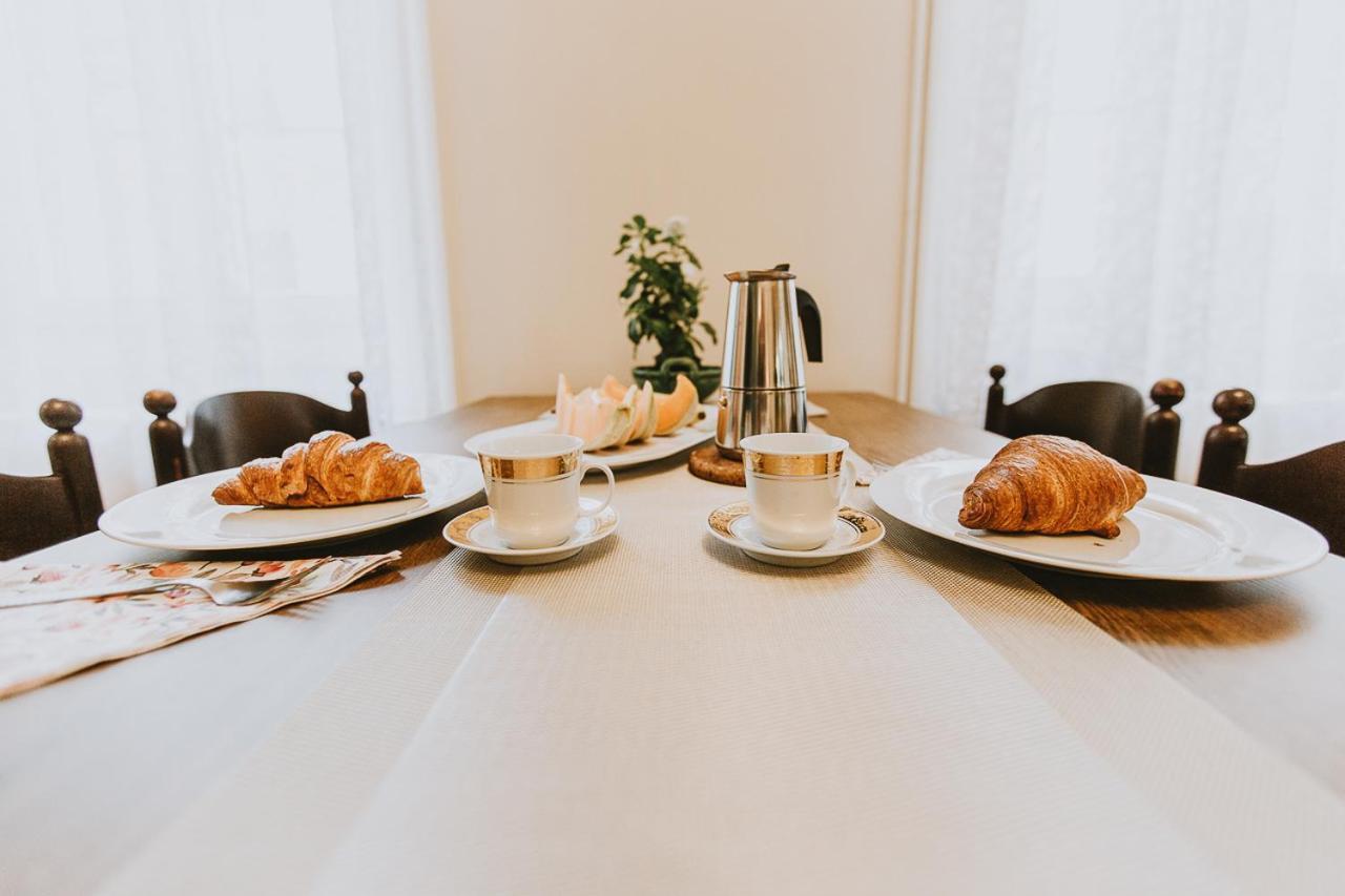 Budapest Folk Apartment 60Sm Spacious And Bright エクステリア 写真